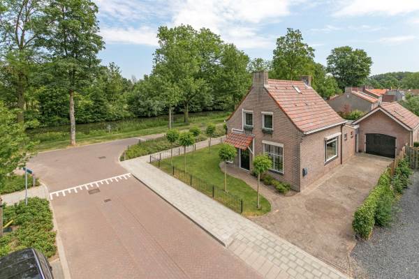 Woning Prinses Irenestraat Ravenstein Oozo Nl