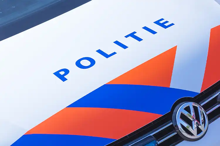 Politie met grote spoed naar Groenstraat in Tilburg vanwege letsel