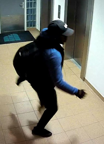 Diefstal computers uit bedrijf – Leeuwenbrug – Deventer