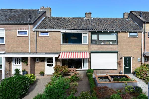 Woning Filips van Almondestraat 22 Best
