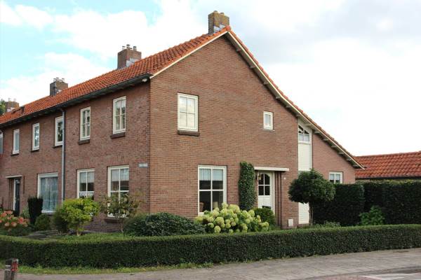 Woning Kruisstraat 4 Lemelerveld