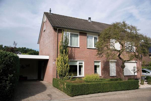 Woning Pastoor Eppinkstraat 73 Hengelo