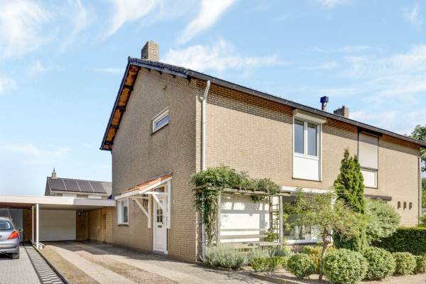Woning Achter de Hoven 9 Linne