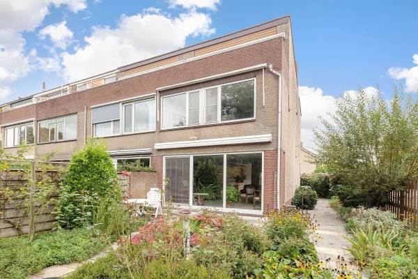 Woning Corona 70 Spijkenisse