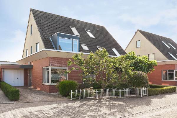 Woning Poel 16 Tiel