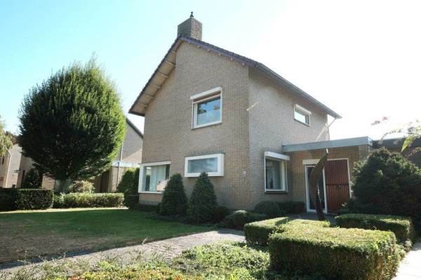 Woning Gouverneur Houbenstraat 12 Nieuwstadt