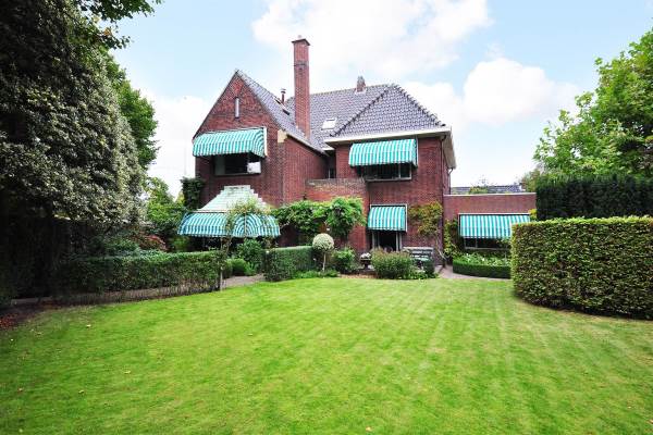 Woning Burgemeester Kampschöerstraat 100 Monster