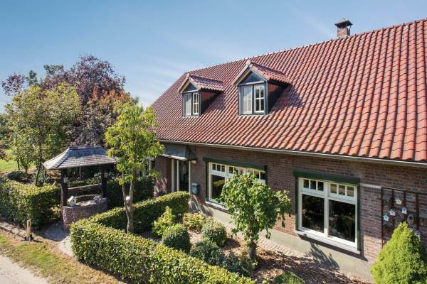 Woning Velterstraat 2 Leveroy