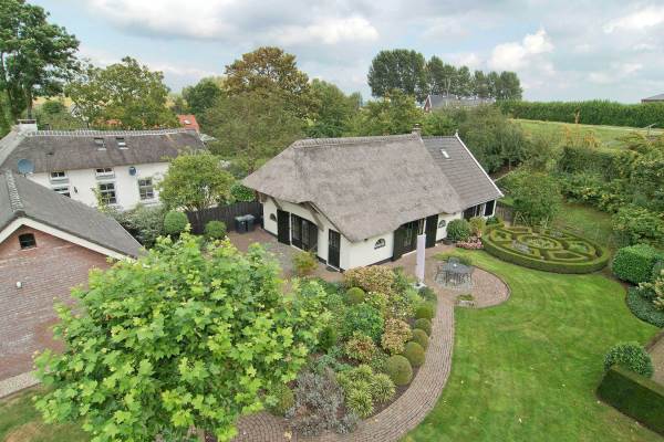 Woning Waalbandijk 93 Zennewijnen
