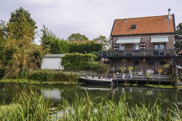 Woning Maasdamsedijk 33 Puttershoek