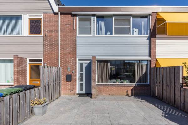 Woning Alsemstraat 4 Hoogvliet Rotterdam