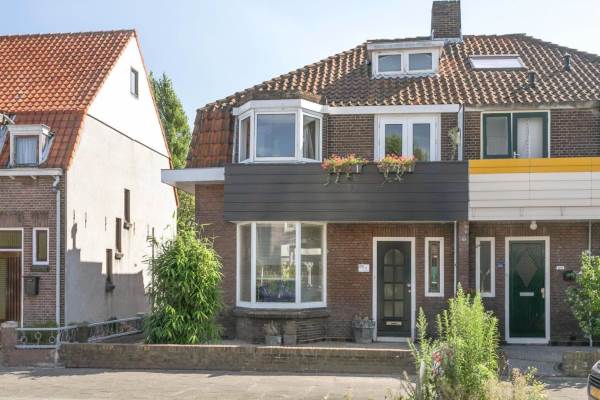 Woning Burgemeester de Bruïnelaan 118 Zwijndrecht