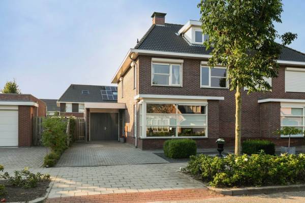 Woning Karthuizerlaan 32 IJsselmuiden