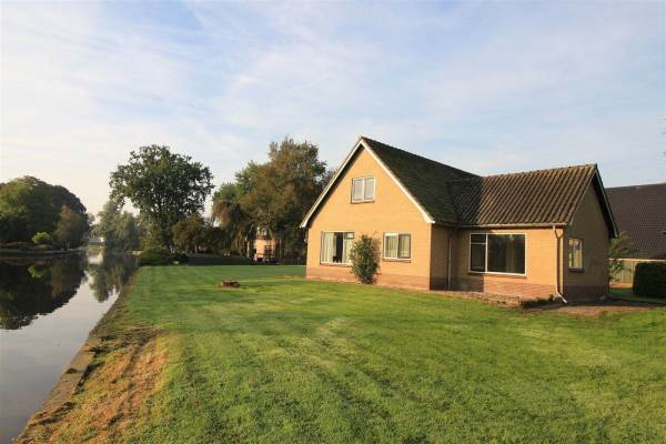 Woning West 13 Wetering