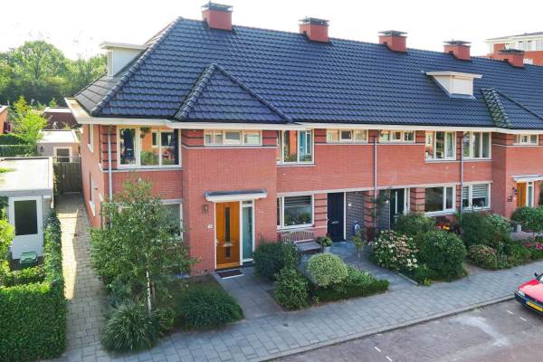 Woning Burgemeester Van der Hoevenlaan 14 Voorschoten