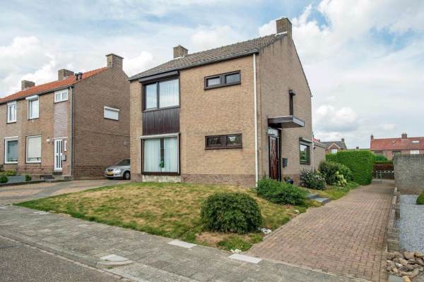 Woning Vroenhofstraat 1 Beek Lb