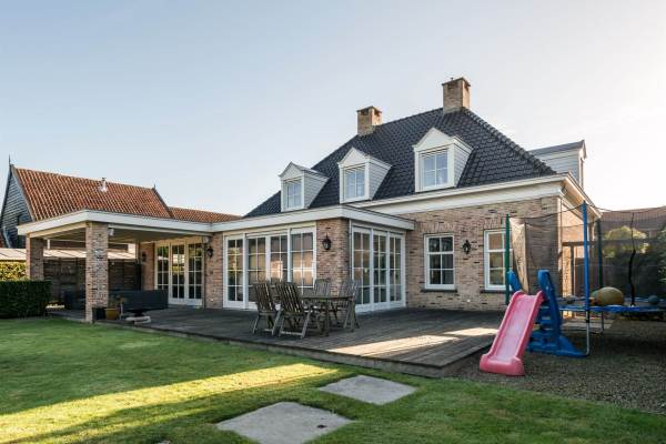 Woning Schoolweg 13 Numansdorp