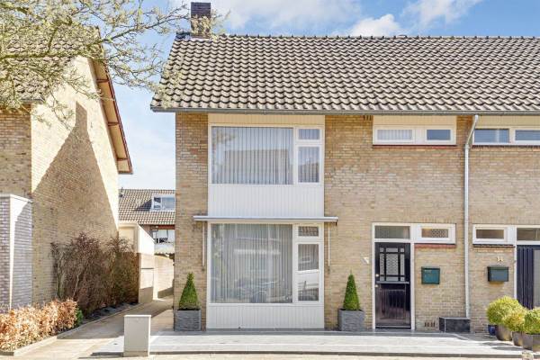 Woning Adriaen Banckertstraat 16 Geldrop