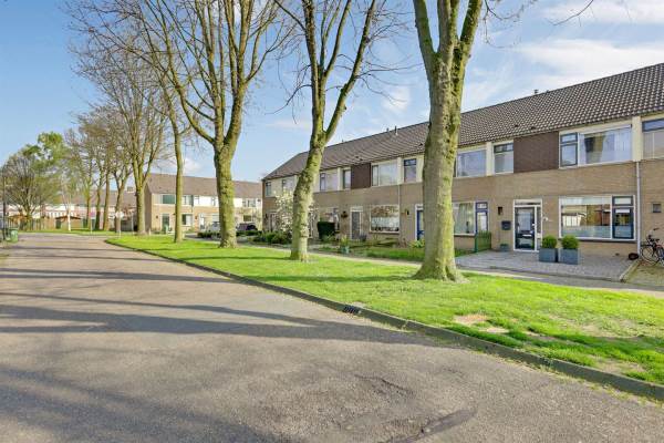 Woning Rijvoortshoef 104 Raamsdonksveer