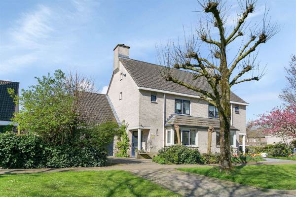 Woning Troubadoursborch 57 Houten