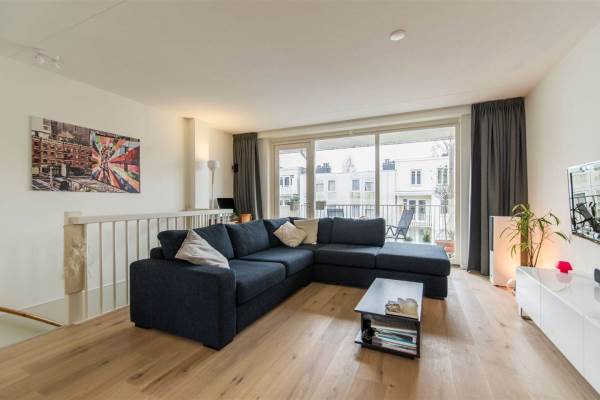 Woning Derde Oosterparkstraat 64-E + PP Amsterdam