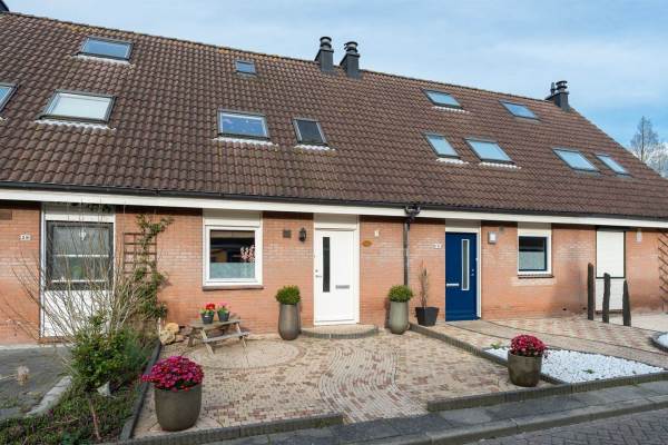 Woning Lijster 31 Sommelsdijk