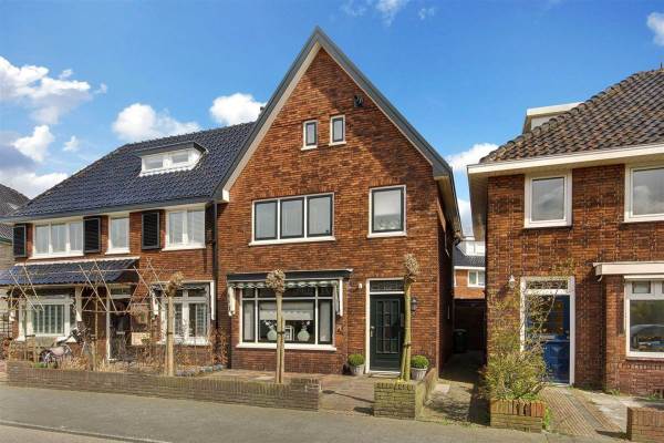 Woning Populierenlaan 56 Beverwijk