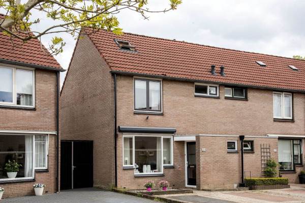 Woning Theodora Versteeghstraat 25 Hengelo