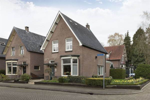Woning Middellaan 2 Apeldoorn
