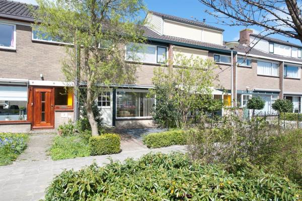 Woning Julianalaan 4 Nieuwkoop