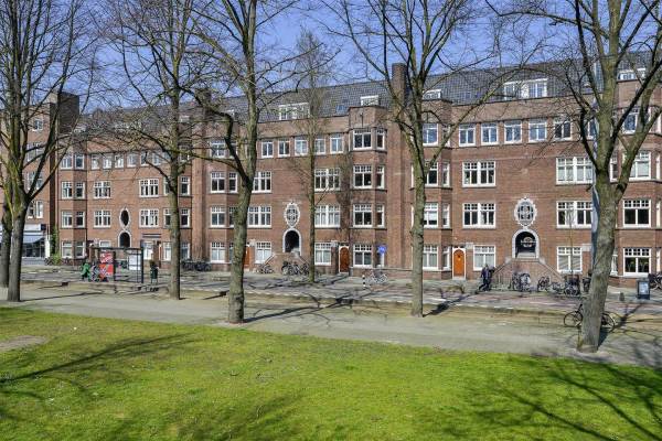 Woning Churchill-laan 214III Amsterdam