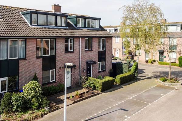 Woning Tarweveld 15 Bergschenhoek