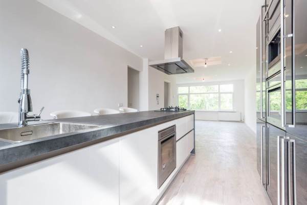 Woning West-Varkenoordseweg 205a Rotterdam