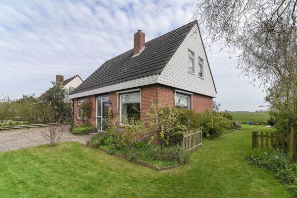 Woning De Aek 16 Hallum