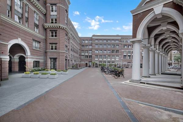 Woning Piri Reisplein 19 Amsterdam