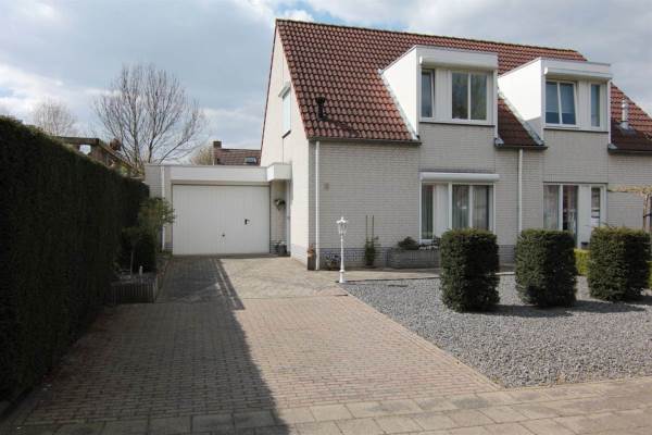 Woning Theissenstraat 8 Melick