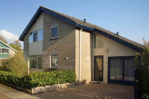 Woning Karveel 1023 Lelystad