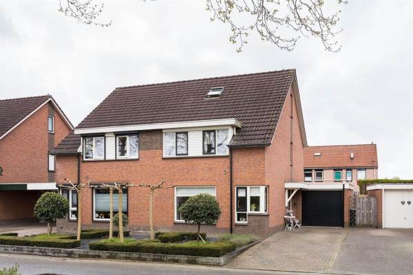 Woning de Slink 14 Doornenburg