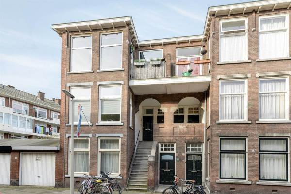 Woning Johannes Camphuijsstraat 145 Den Haag
