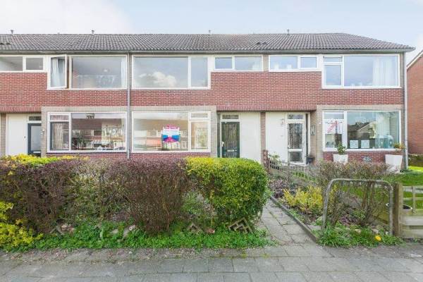 Woning Meester de Vriesstraat 56 Witmarsum