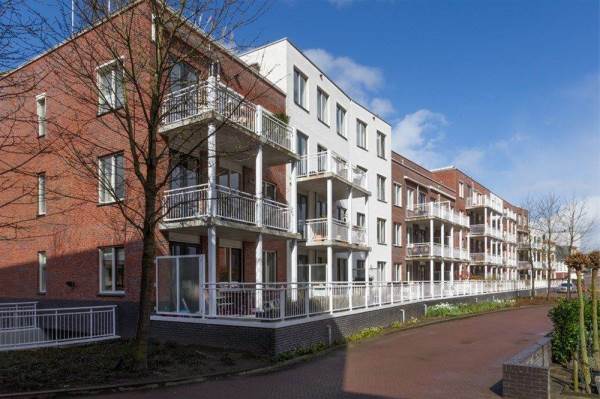 Woning Prinses Irenelaan 12 Weesp