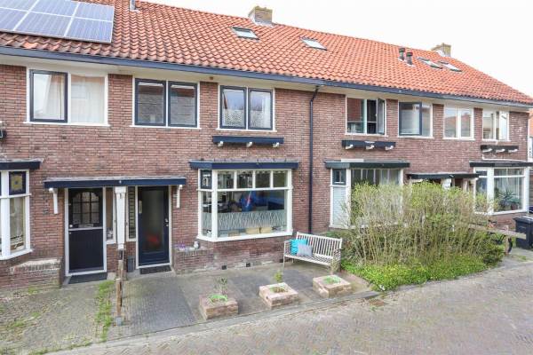 Woning van Ostadestraat 30 Leeuwarden
