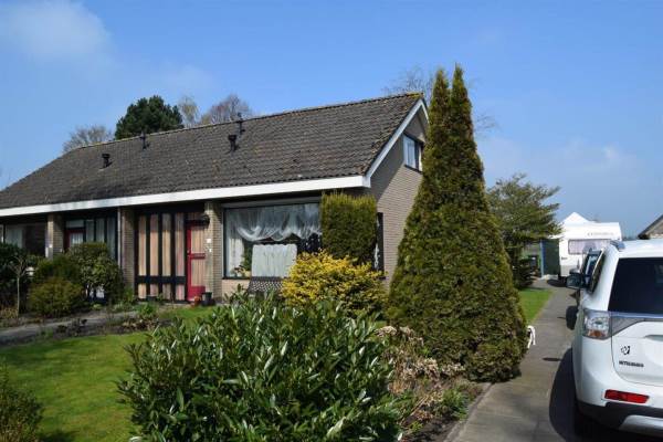 Woning Dorpsstraat 75 Haule