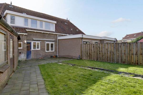 Woning Badhuisplein 23 Tiel