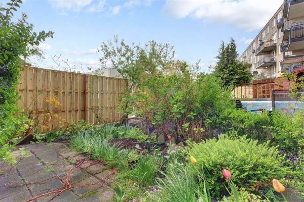 Woning Czaar Peterstraat 15A Amsterdam