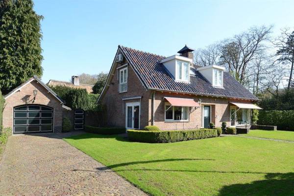 Woning Woensbergweg 3 Huizen