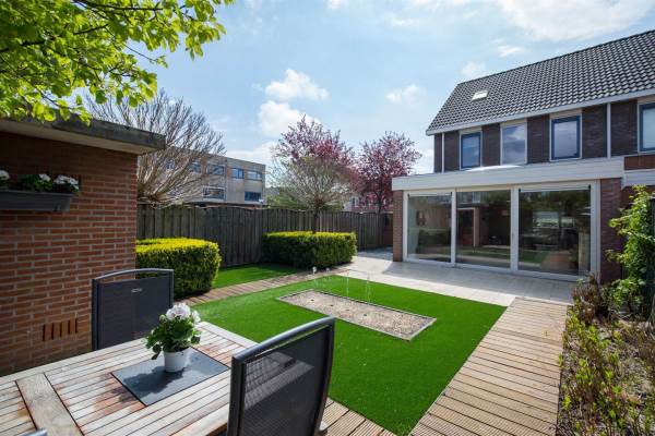 Woning Largostraat 13 Hellevoetsluis