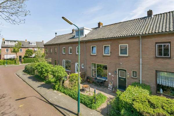 Woning Groeneveltstraat 6 Baambrugge