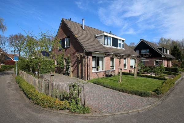 Woning Leeuwerikstraat 1 Smilde