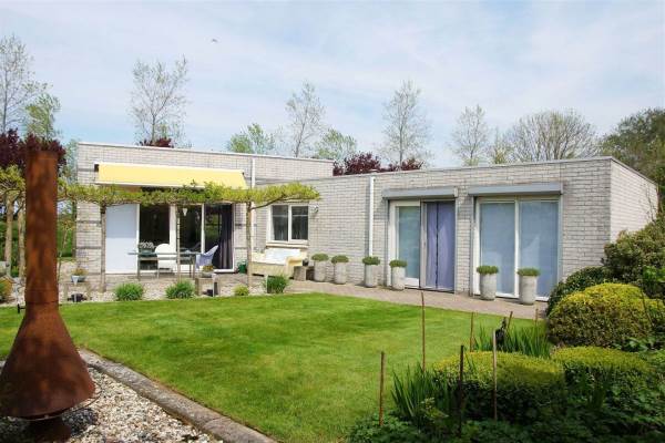 Woning Koningin Wilhelminalaan 43 Vrouwenpolder